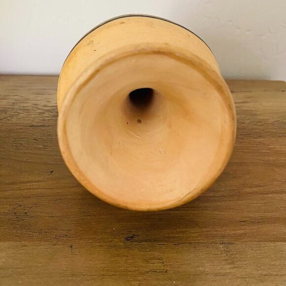 Handmade Peruvian Terracotta Bridge-Handled Jug – Ayacucho Folk Art Nazca Style - Picture 5 of 6